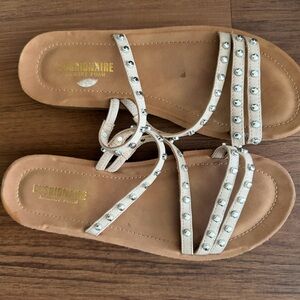Cushionaire Women's Cream Studded Sandals